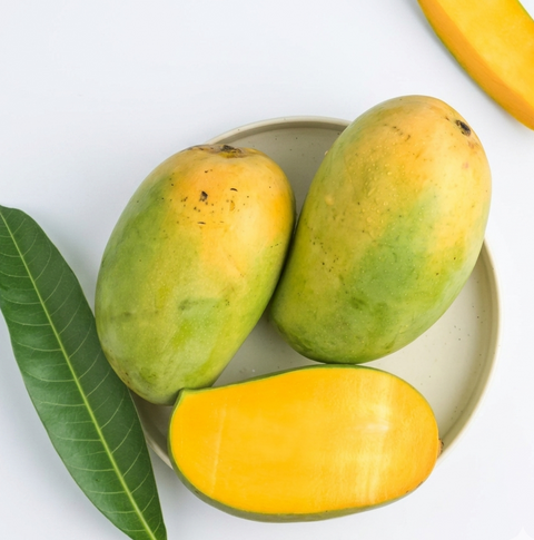 Kesar Mango 2pc  (Certified Organic) 400-500 gm