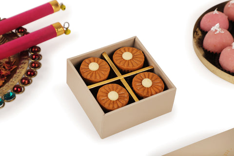 Petit 4 Signature Caramel Pedha (Delivered Separately Next Day)