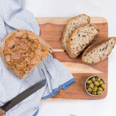 Olive Sour with Herbs Bread