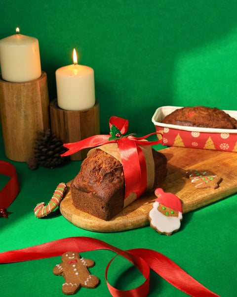 Cultured Signature Christmas Plum Cake