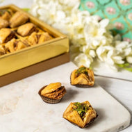 Assorted Turkish Baklava Gift Box - 16 pieces (Delivered Separately Next Day)