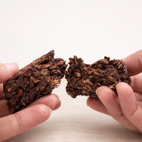 Dark Chocolate Granola Bars (Box of 6 Bars)