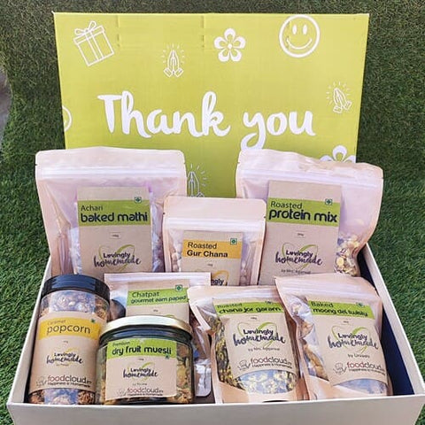 Gratitude Gift Treats Hamper (Pack of 8)