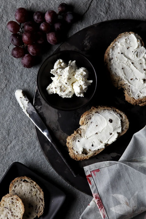 Spotted cow Fresh Cheese - Truffles 150 grams