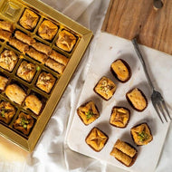 Assorted Turkish Baklava Gift Box - 25 pieces (Delivered Separately Next Day)