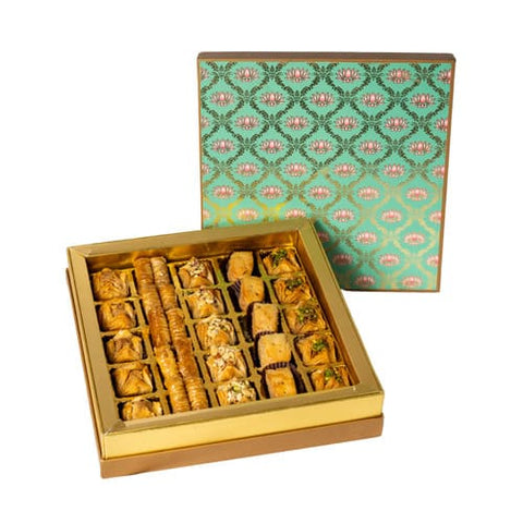 Assorted Turkish Baklava Gift Box - 25 pieces