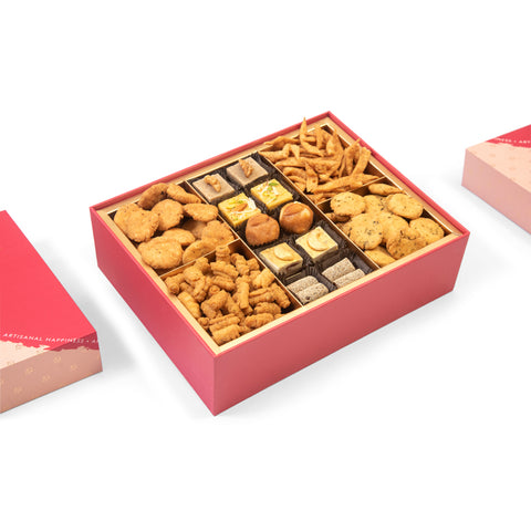 Classic Festive Combo Box (Delivered Separately Next Day)